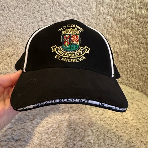 Black St. Andrews Golf Cap - Picture 8 of 9